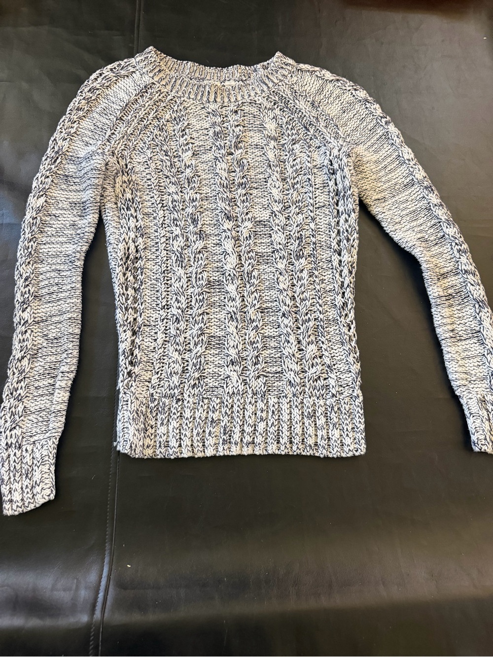 GAP Marled Gray and White Cable Crewneck Sweater